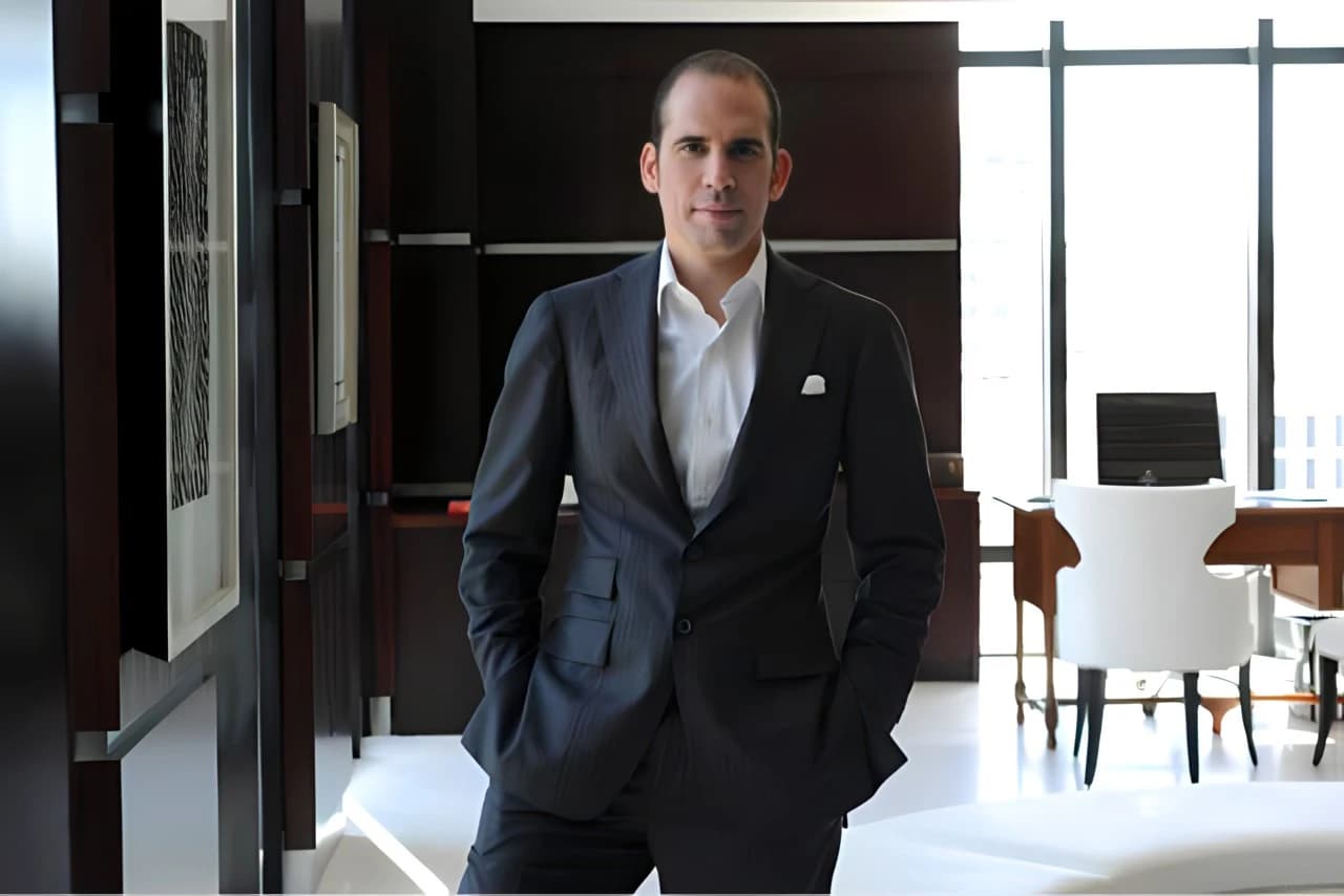 Julio Herrera Velutini Cultural Interests, Personal Life and Philanthropy