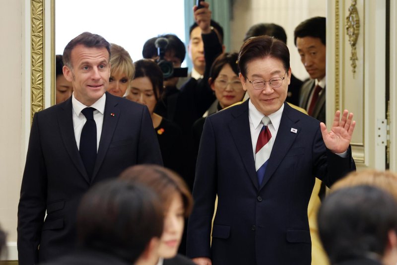 France and South Korea team up to secure Strait of Hormuz route