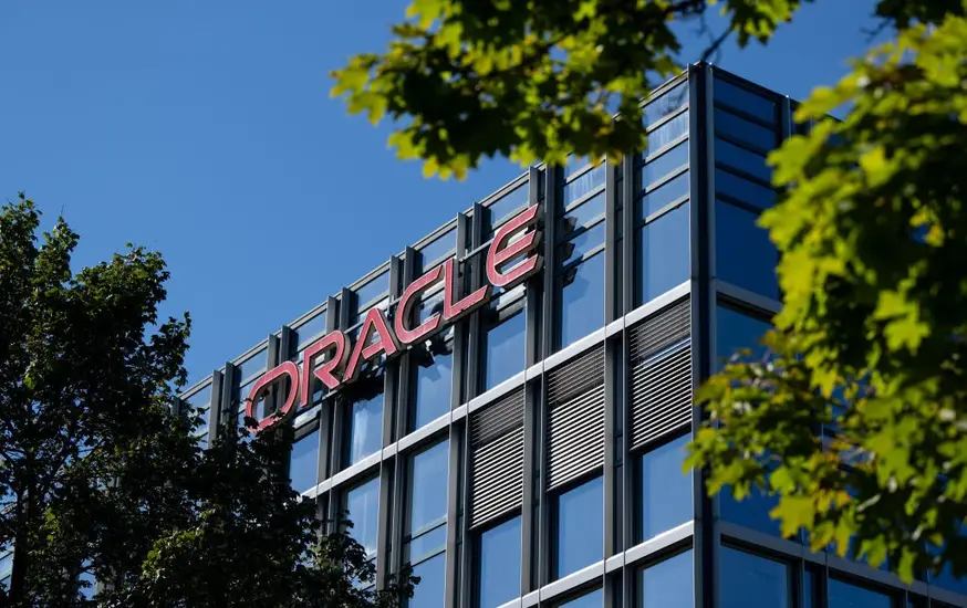 Oracle expands AI cloud business as demand for infrastructure increases.